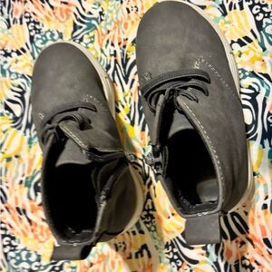 Boys Nordstrom  toddler size Gray High-Top casuals